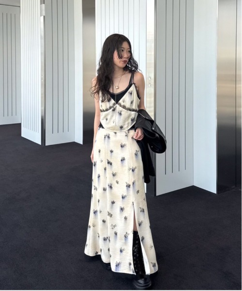 CLARA SATIN CAMI DRESS（ワンピース）｜Ameri（アメリ）の