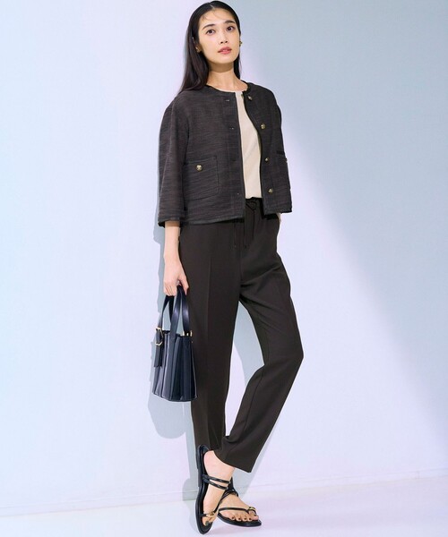 23区(ニジュウサンク)の「サマーツイード 7分袖 ジャケット(ノーカラージャケット・レディース・ダークブラウン系3/ベージュ系3/ブラック系・38/40)」の11枚目の写真