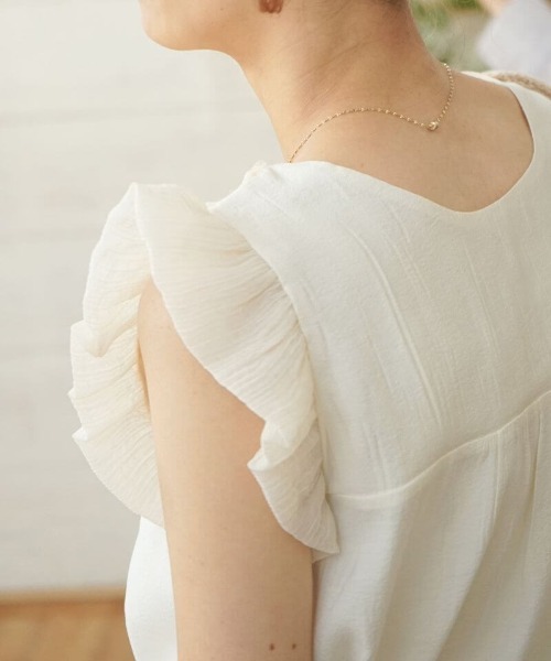 flower（フラワー）の「レーシーブロッサムトップ（シャツ/ブラウス・レディース・ブラック/アイボリー・FREE）」の6枚目の写真