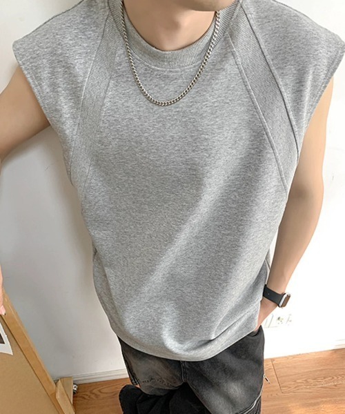 CREARE -LINO-(クレアーレリノ)の「ノースリーブスウェットトップス(Tシャツ/カットソー・メンズ・グレー/ブラック/オフホワイト・MEDIUM/LARGE)」の5枚目の写真