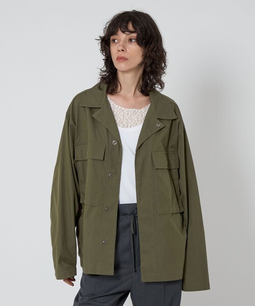 ASTRAET（アストラット）の「＜ASTRAET＞ミリタリーシャツ UNISEX（シャツ/ブラウス・レディース・ブラック/ダークグリーン・FREE）」の2枚目の写真