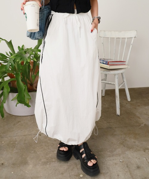 ROOPTOKYO(ループトウキョウ)の「サイドライン バルーンスカート(スカート・レディース・ホワイト/ブラック/ブルー・FREE)」の14枚目の写真