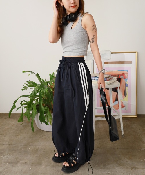 ROOPTOKYO(ループトウキョウ)の「サイドライン バルーンスカート(スカート・レディース・ホワイト/ブラック/ブルー・FREE)」の12枚目の写真