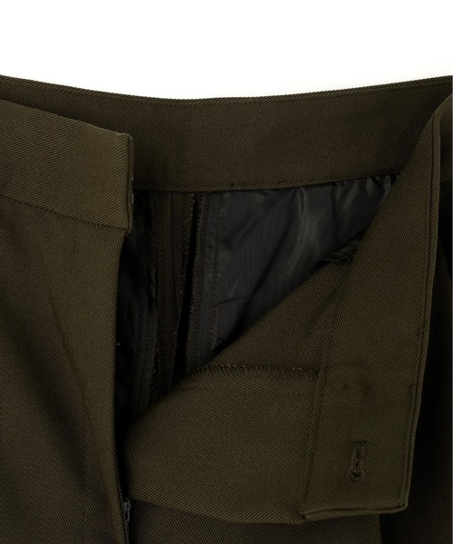 NATURAL BEAUTY BASIC（ナチュラルビューティーベーシック）の「◇【BLANC】ツイルタックバレルパンツ（その他パンツ・レディース・キャメル/ダークカーキ・SMALL/MEDIUM）」の6枚目の写真