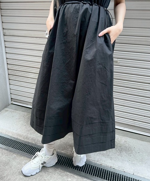 Narcissus(ナルシス)の「【SINN】切り替えワンピース ドローコード 異素材(ワンピース・レディース・ブラック/ホワイト・FREE)」の20枚目の写真