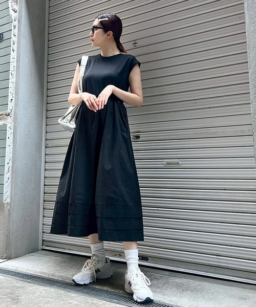 Narcissus(ナルシス)の「【SINN】切り替えワンピース ドローコード 異素材(ワンピース・レディース・ブラック/ホワイト・FREE)」の19枚目の写真