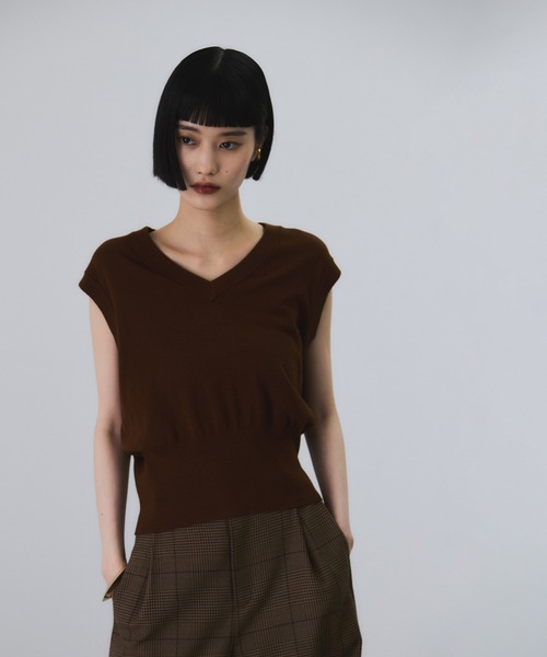 ADAM ET ROPE'（アダムエロペ）の「ラップストールコンビノースリーブプルオーバー（ニット/セーター・レディース・ラベンダー/ブラウン/グレー・FREE）」の10枚目の写真