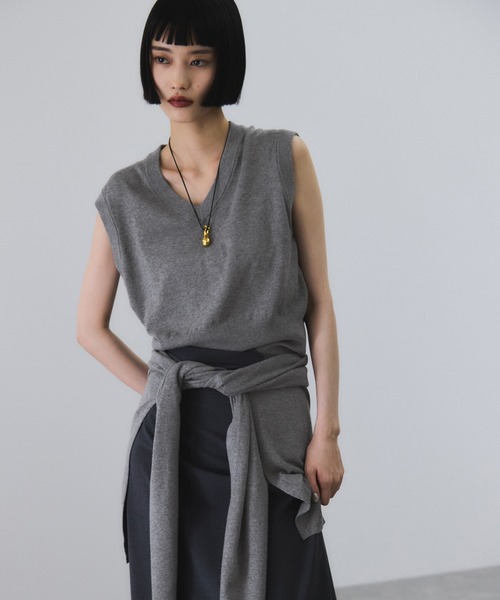 ADAM ET ROPE'（アダムエロペ）の「ラップストールコンビノースリーブプルオーバー（ニット/セーター・レディース・ラベンダー/ブラウン/グレー・FREE）」の15枚目の写真