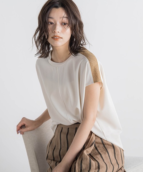Droite lautreamont(ドロワットロートレアモン)の「【WEB限定】カットジョーゼット肩ラメプルオーバー≪手洗い可能≫(Tシャツ/カットソー・レディース・オフホワイト/ブラック/ベージュ/ブルー・M)」の2枚目の写真