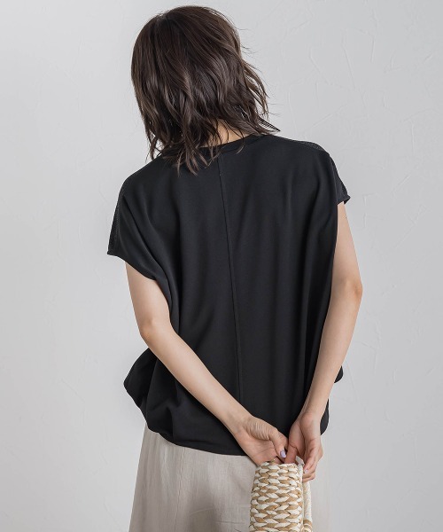 Droite lautreamont(ドロワットロートレアモン)の「【WEB限定】カットジョーゼット肩ラメプルオーバー≪手洗い可能≫(Tシャツ/カットソー・レディース・オフホワイト/ブラック/ベージュ/ブルー・M)」の21枚目の写真
