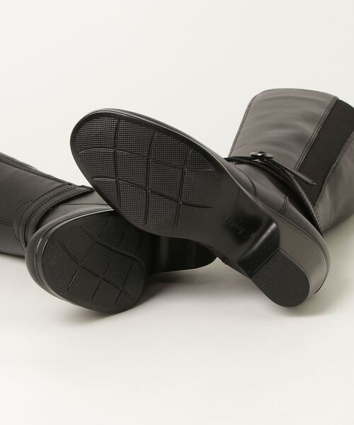Clarks（クラークス）の「Emily2 Dream / エミリー2ドリーム（ブラックレザー）（ブーツ・レディース・ブラック・UK3/UK3.5/UK4/UK4.5/UK5/UK5.5/UK6）」の2枚目の写真