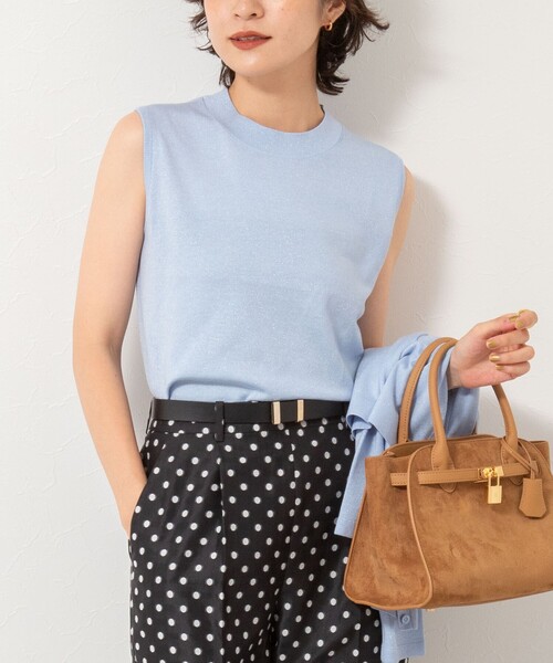 NOLLEY’S Sophi(ノーリーズソフィ)の「《アンサンブル対応》《手洗い可能》W混ラメハイネックプルオーバーニット(ニット/セーター・レディース・サックスブルー/グレー/イエロー/キャメル・38/36)」の3枚目の写真