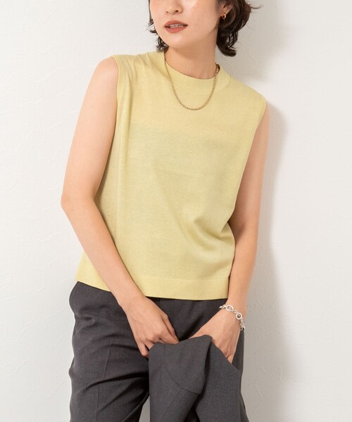 NOLLEY’S Sophi(ノーリーズソフィ)の「《アンサンブル対応》《手洗い可能》W混ラメハイネックプルオーバーニット(ニット/セーター・レディース・サックスブルー/グレー/イエロー/キャメル・38/36)」の4枚目の写真