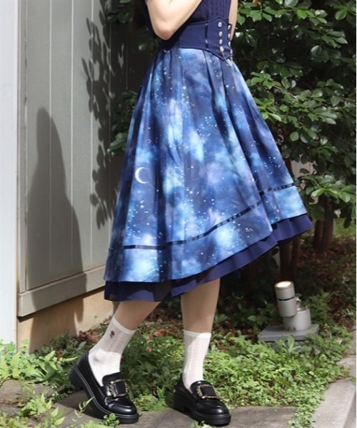 axes femme（アクシーズファム）の「ステラプリントイレヘムスカート（スカート・レディース・ブラック/パープル/ネイビー・FREE）」の3枚目の写真