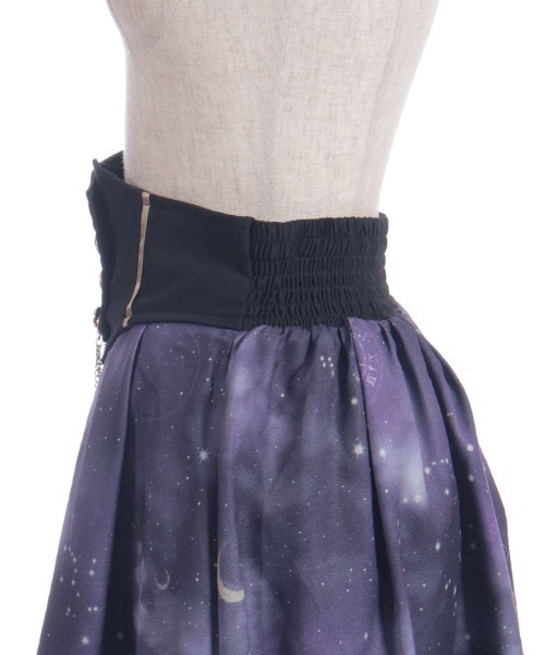 axes femme（アクシーズファム）の「ステラプリントイレヘムスカート（スカート・レディース・ブラック/パープル/ネイビー・FREE）」の10枚目の写真