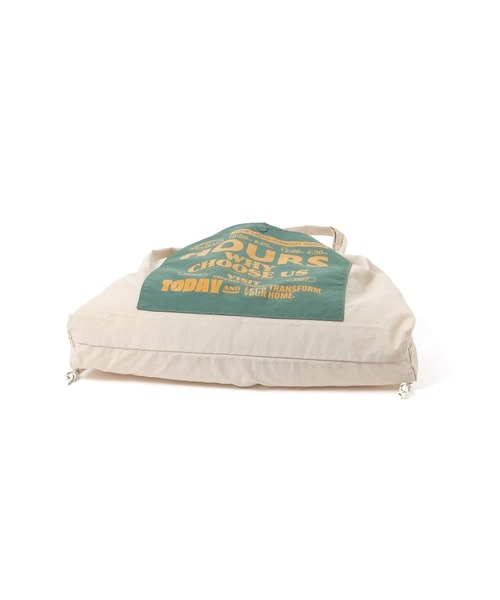 niko and...(ニコアンド)の「オリジナル ポケット巾着トート(トートバッグ・レディース・カーキ/ホワイト/イエロー/オレンジ/ネイビー・0)」の10枚目の写真