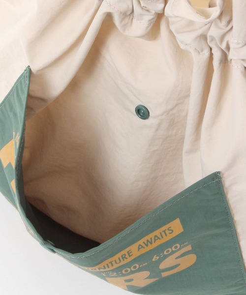 niko and...(ニコアンド)の「オリジナル ポケット巾着トート(トートバッグ・レディース・カーキ/ホワイト/イエロー/オレンジ/ネイビー・0)」の17枚目の写真