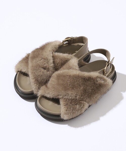 ATELIER BRUGGE ファークロスサンダル 22.5-24.5cm ATELIER BRUGGE（アトリエブルージュ）の「ATELIER BRUGGE/アトリエ