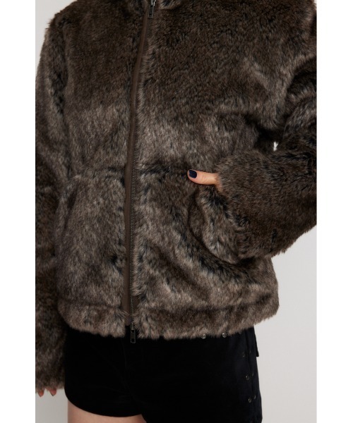 FAUX FUR HOODIE ブルゾン（ブルゾン）｜LAGUA GEM（ラグアジェム）の