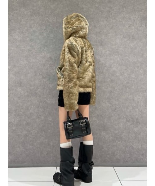 セール】FAUX FUR HOODIE ブルゾン（ブルゾン）｜LAGUA GEM