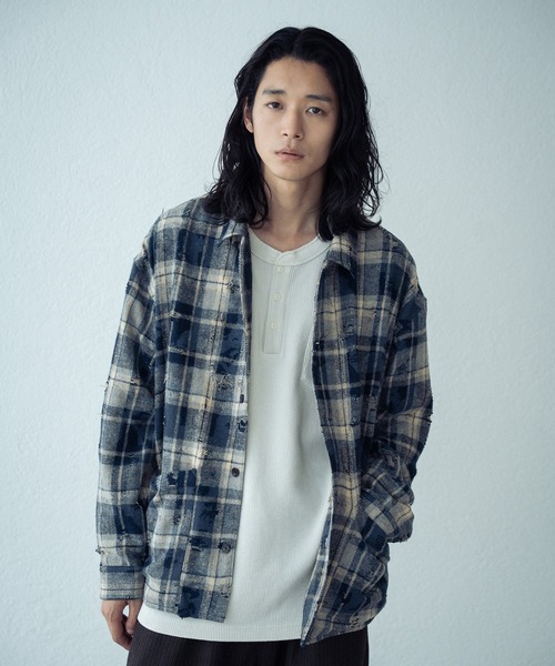 RATTLE TRAP（ラトルトラップ）の「ダメージネルチェックシャツブルゾン（シャツ/ブラウス・メンズ・ブラウン/ブラック/ネイビー・L/M/S）」の7枚目の写真