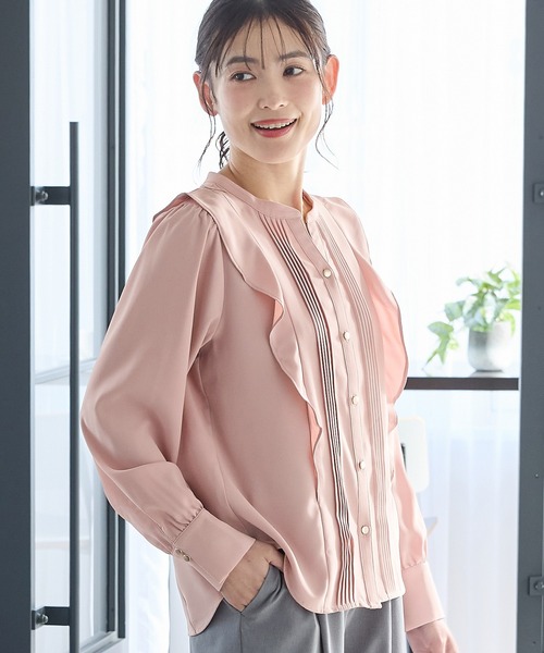 Honeys(ハニーズ)の「【WEB限定/褒められ】フリルピンタックブラウス(シャツ/ブラウス・レディース・ネイビー/アイボリー/ライトベージュ/ブラック/イエロー/ミント/ピンク/ブルー・S/M/LL/L/3L)」の8枚目の写真