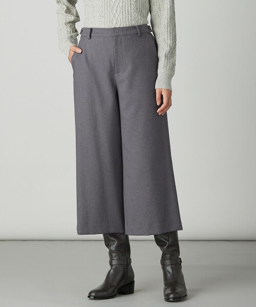 J.PRESS Ladies(J.プレス レディス)の「【WEB限定カラーあり】ツムギートflannel クロップド パンツ(その他パンツ・レディース・グレー系/アイボリー系/ネイビー系/ベージュ系/ブラック系・S/XS/XXS)」の1枚目の写真