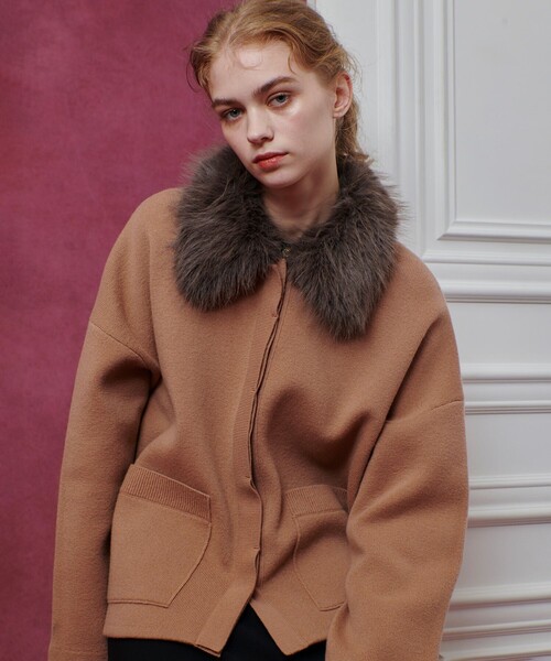 BURBERRY 異素材 ファー ウール 牛革 毛皮 長袖 ニット 38 LOULOU WILLOUGHBY】ファー衿ニットショートコート（ダッフル