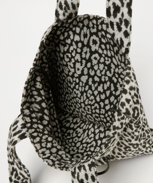 CITEN（シテン）の「＜CITEN＞アソート柄プリントトート（トートバッグ・レディース・ブラック/ベージュ・FREE）」の4枚目の写真