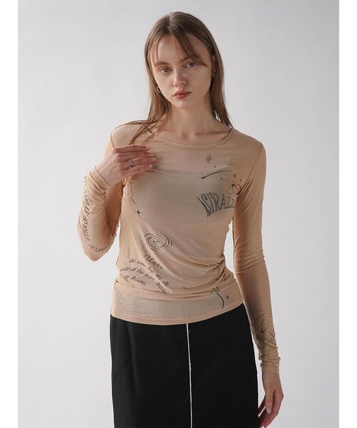 :ETHROF（イーサオブ）の「TATTO PRINT SHEER TOPS（Tシャツ/カットソー・レディース・ブラック/ベージュ・MEDIUM）」の5枚目の写真