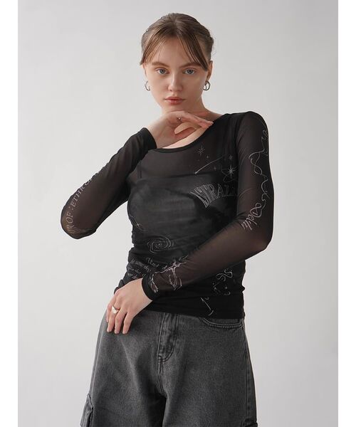 TATTO PRINT SHEER TOPS