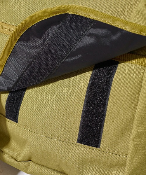 Gramicci(グラミチ)の「【GRAMICCI/グラミチ】CORDURA MULTI SIDE BAG / コーデュラナイロン マルチショルダーバッグ(ショルダーバッグ・レディース・ブルー/レッド/オリーブ/ブラック・FREE)」の14枚目の写真
