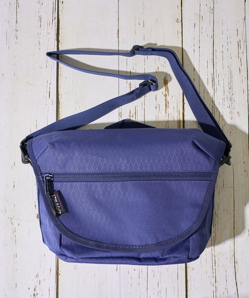 Gramicci(グラミチ)の「【GRAMICCI/グラミチ】CORDURA MULTI SIDE BAG / コーデュラナイロン マルチショルダーバッグ(ショルダーバッグ・レディース・ブルー/レッド/オリーブ/ブラック・FREE)」の8枚目の写真