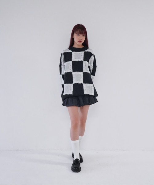 Uenui(ウニュイ)の「【 cunii 】 checkered cube knit top(ニット/セーター・レディース・イエロー/ブルー/ホワイト・FREE)」の9枚目の写真