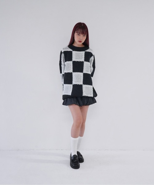 Uenui(ウニュイ)の「【 cunii 】 checkered cube knit top(ニット/セーター・レディース・イエロー/ブルー/ホワイト・FREE)」の11枚目の写真