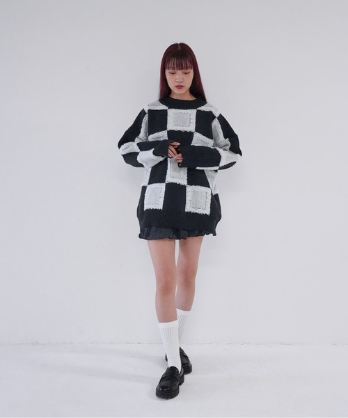 Uenui(ウニュイ)の「【 cunii 】 checkered cube knit top(ニット/セーター・レディース・イエロー/ブルー/ホワイト・FREE)」の15枚目の写真