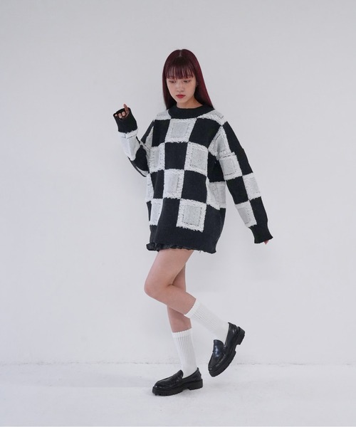 Uenui(ウニュイ)の「【 cunii 】 checkered cube knit top(ニット/セーター・レディース・イエロー/ブルー/ホワイト・FREE)」の19枚目の写真