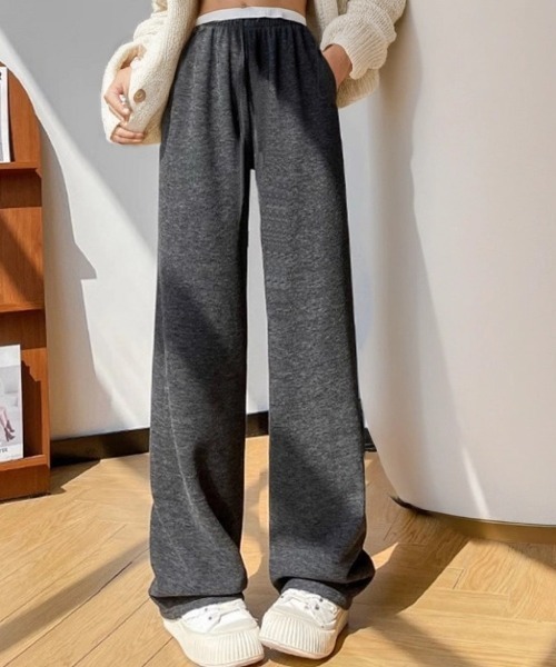 cammie(キャミー)の「裾スリットデザインスエットパンツ(その他パンツ・レディース・ブラック/ベージュ・M/L)」の3枚目の写真