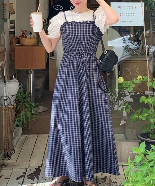 VitaFelice(ヴィータフェリーチェ)の「チェックフリルオールインワン(つなぎ/オールインワン・レディース・ネイビー/アイボリー・FREE)」の1枚目の写真