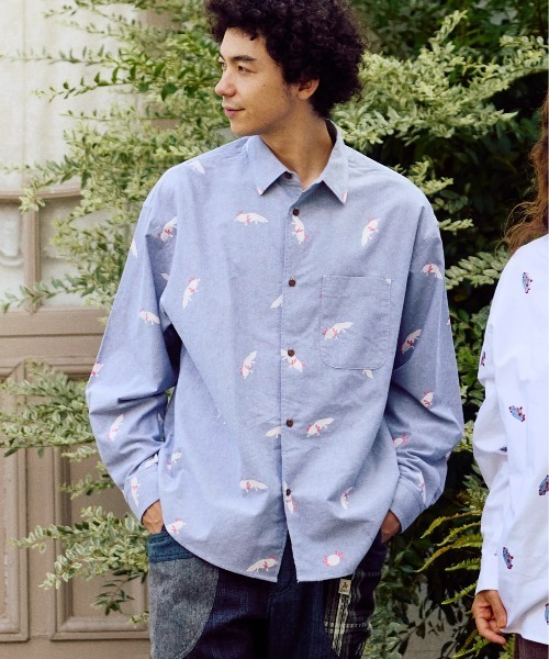 go slow caravan(ゴースローキャラバン)の「オックス 総柄プリント R/Gシャツ(シャツ/ブラウス・メンズ・ホワイト/ホワイト系その他2/ブルー/ネイビー・MEDIUM/LARGE/X-LARGE/SMALL)」の4枚目の写真