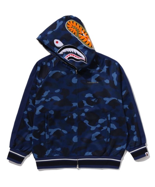 A BATHING APE（アベイシングエイプ）の「COLOR CAMO SHARK RELAXED
