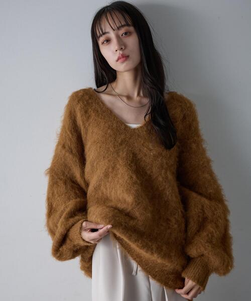 SOELA（ソエラ）の「【INGNI  SOELA】ミックスシャギーVネックニット／WEB限定（ニット/セーター・レディース・チャコールグレー/カーキ/ライトベージュ・M）」の3枚目の写真