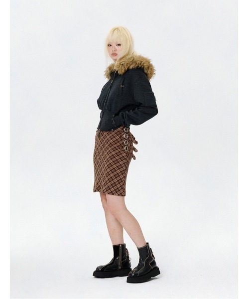 runningHIGH（ランニングハイ）の「A'GEM/9 × .kom 『runningHIGH/ランニングハイ』 FUR ZIP UP HOODIE/ファージップアップパーカー（パーカー・レディース・チャコールグレー/ブラック・FREE）」の11枚目の写真