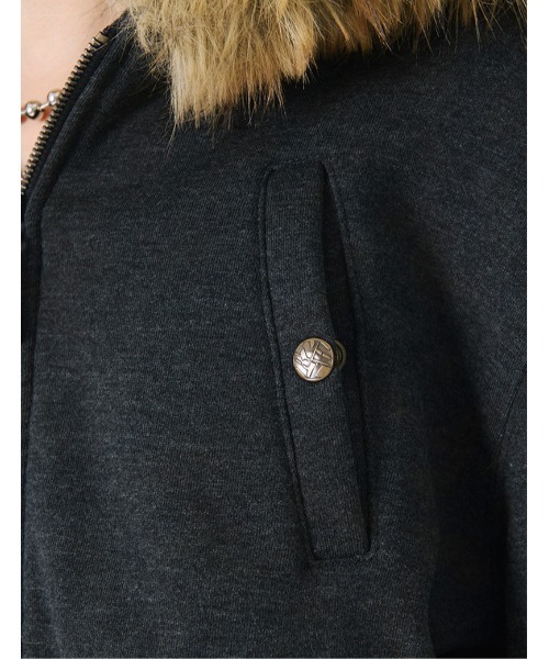 runningHIGH（ランニングハイ）の「A'GEM/9 × .kom 『runningHIGH/ランニングハイ』 FUR ZIP UP HOODIE/ファージップアップパーカー（パーカー・レディース・チャコールグレー/ブラック・FREE）」の20枚目の写真