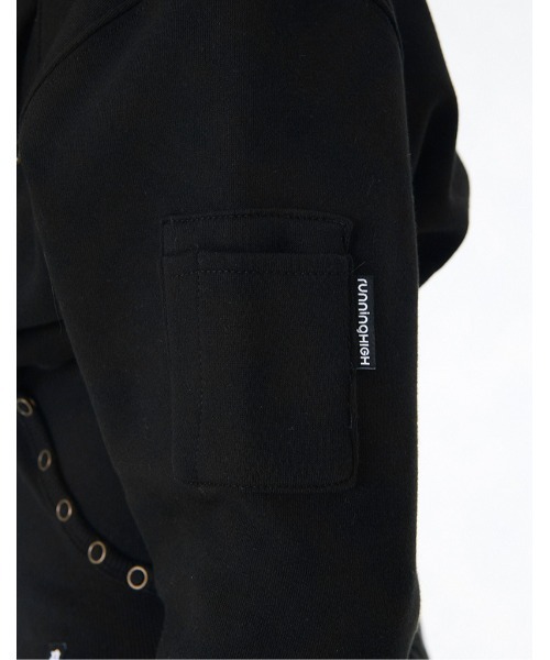 runningHIGH（ランニングハイ）の「A'GEM/9 × .kom 『runningHIGH/ランニングハイ』 FUR ZIP UP HOODIE/ファージップアップパーカー（パーカー・レディース・チャコールグレー/ブラック・FREE）」の18枚目の写真