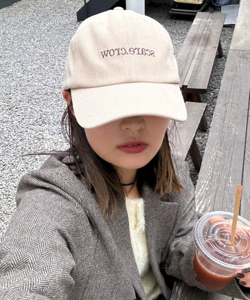 CIAOPANIC TYPY(チャオパニックティピー)の「コーデュロイ刺繍キャップ(キャップ・レディース・ブルー/ブラウン/グリーン/バーガンディー/ベージュ・ONE SIZE)」の3枚目の写真