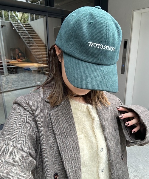 CIAOPANIC TYPY(チャオパニックティピー)の「コーデュロイ刺繍キャップ(キャップ・レディース・ブルー/ブラウン/グリーン/バーガンディー/ベージュ・ONE SIZE)」の8枚目の写真