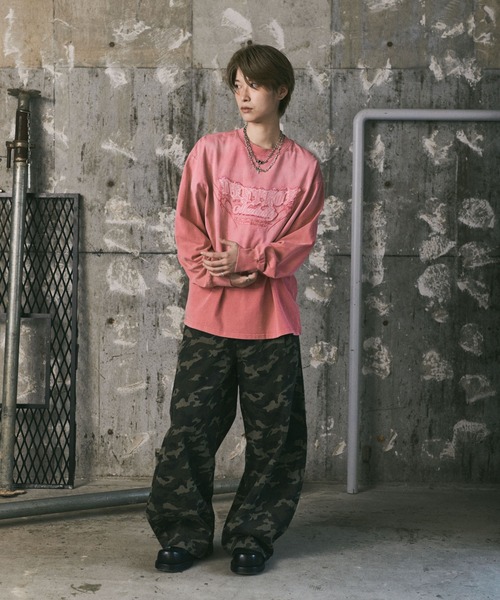 ILL'S(イルズ)の「フェード加工刺繍ロンT(Tシャツ/カットソー・メンズ・ブラック/ピンク・L/M)」の8枚目の写真