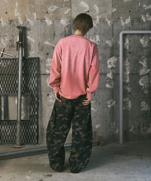 ILL'S(イルズ)の「フェード加工刺繍ロンT(Tシャツ/カットソー・メンズ・ブラック/ピンク・L/M)」の10枚目の写真