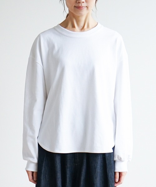 SOLAMONAT(ソラモナ)の「ペンネ天竺メンズライクプルオーバー(Tシャツ/カットソー・レディース・ホワイト/ヘザーチャコール/ブラック/カーキ・FREE)」の11枚目の写真